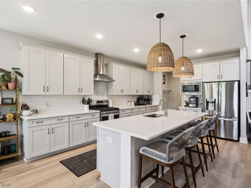 3183 Blossom Trail Road, Brunswick, OH 44212 Photo 4