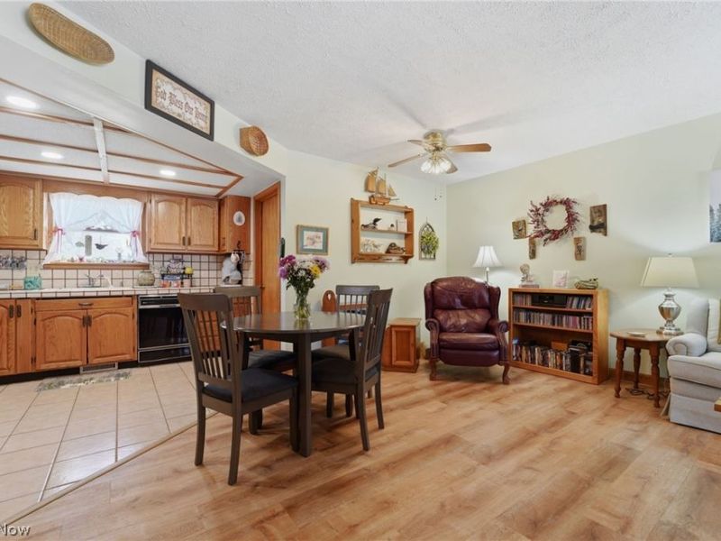 15910 Grove Street, Middlefield, OH 44062 Photo 7