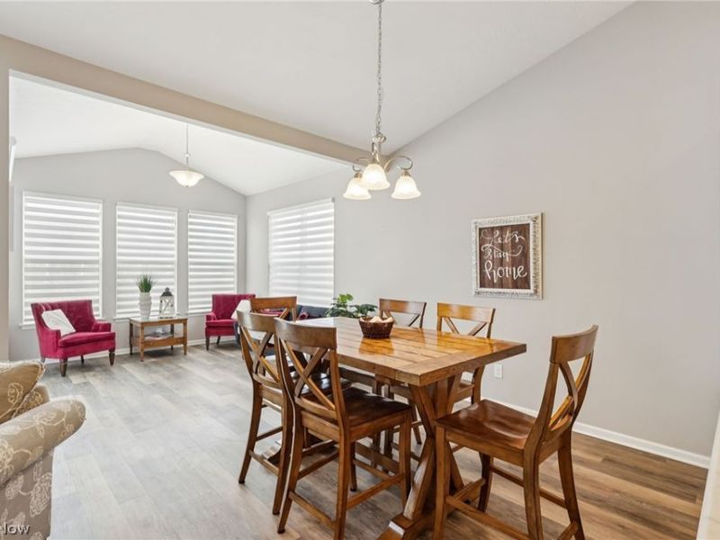 516 Cedar Crest Drive, Elyria, OH 44035 Photo 12