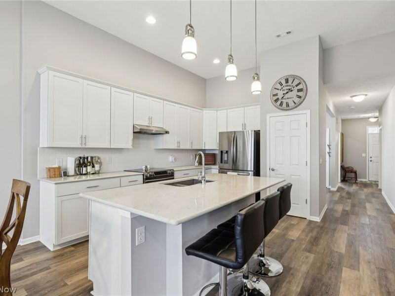 516 Cedar Crest Drive, Elyria, OH 44035 Photo 18