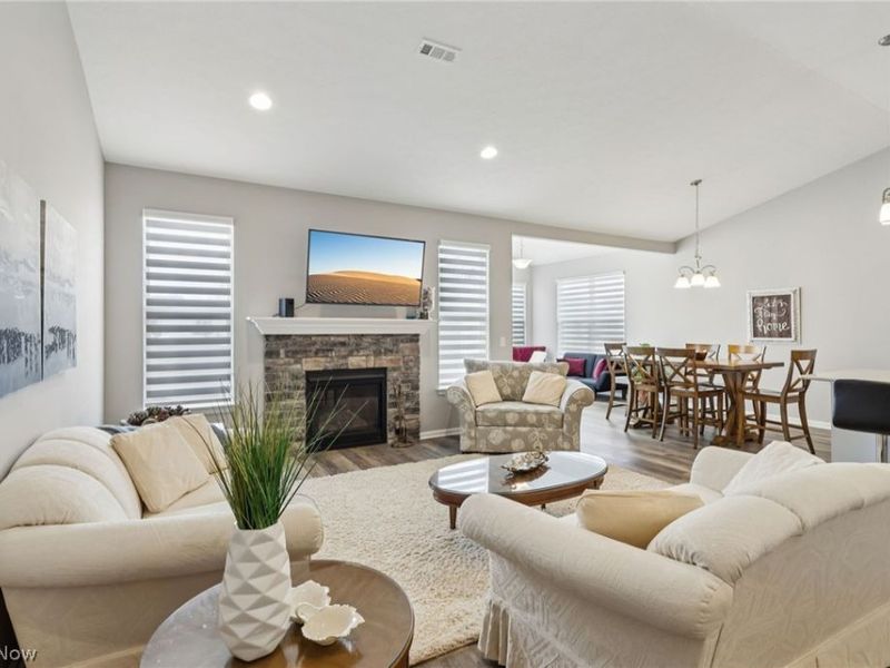 516 Cedar Crest Drive, Elyria, OH 44035 Photo 7