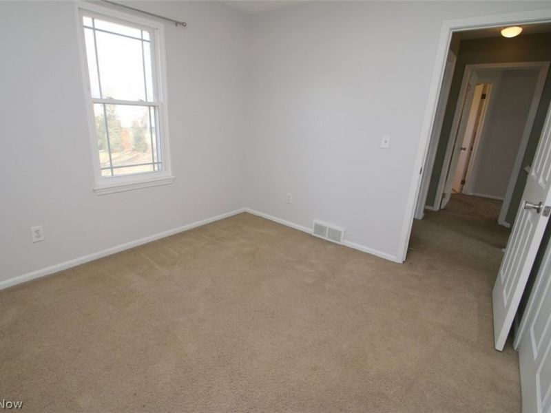 8865 Lake Shore Boulevard, Mentor, OH 44060 Photo 25