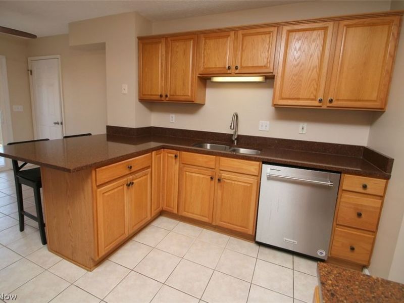 8865 Lake Shore Boulevard, Mentor, OH 44060 Photo 5