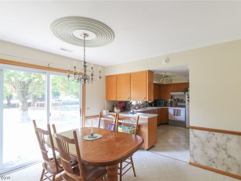 4908 Woodlawn Avenue, Newton Falls, OH 44444 Photo 8