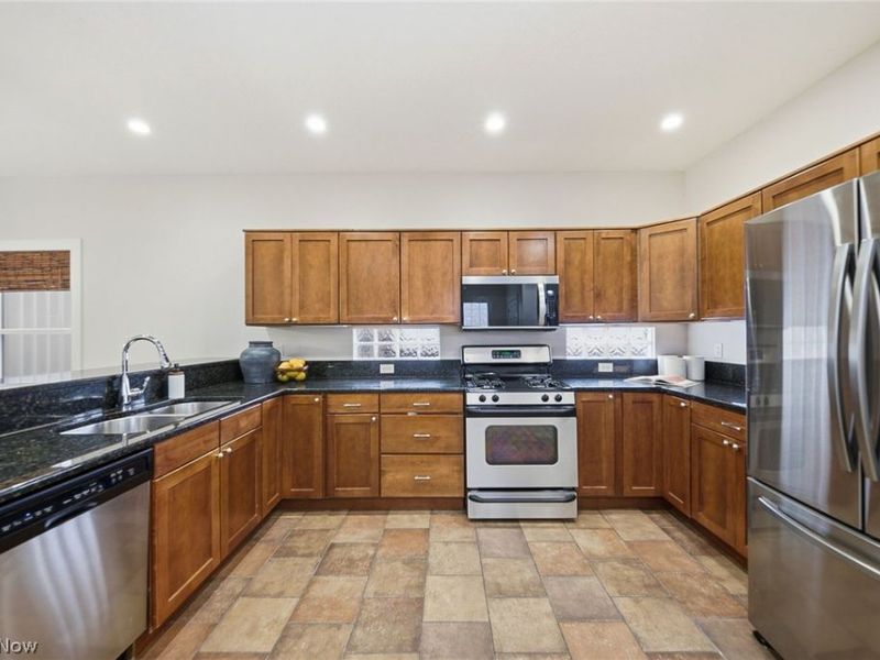 2134 W 6th Street, Cleveland, OH 44113 Photo 11