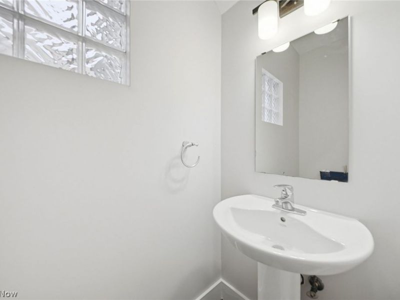 2134 W 6th Street, Cleveland, OH 44113 Photo 16