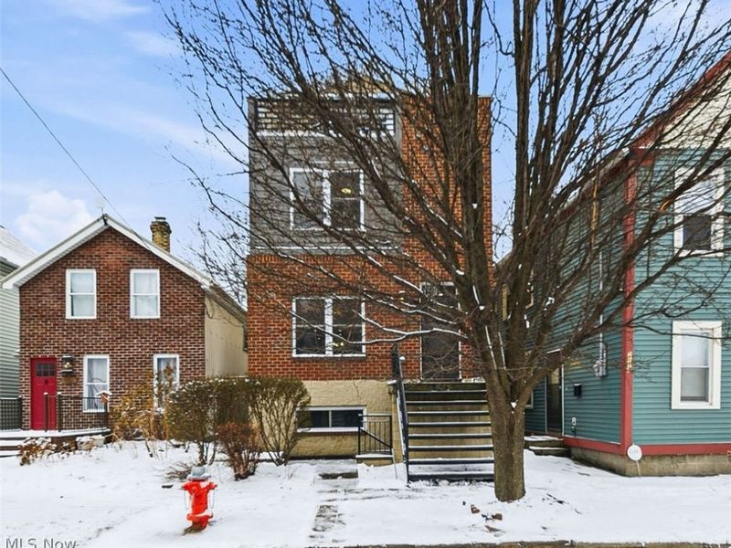 2134 W 6th Street, Cleveland, OH 44113 Photo 2