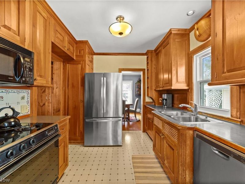 3141 Essex Road, Cleveland Heights, OH 44118 Photo 17