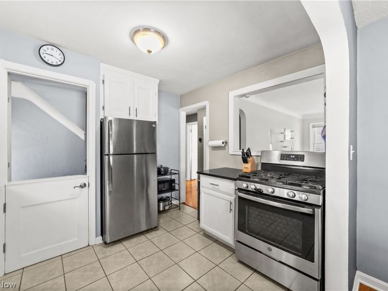 4312 W 211th Street, Fairview Park, OH 44126 Photo 13