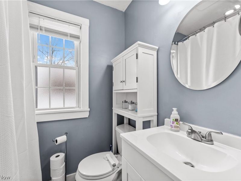 4312 W 211th Street, Fairview Park, OH 44126 Photo 17