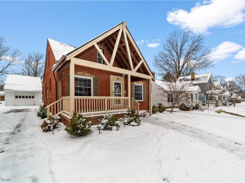 4312 W 211th Street, Fairview Park, OH 44126 Photo 2