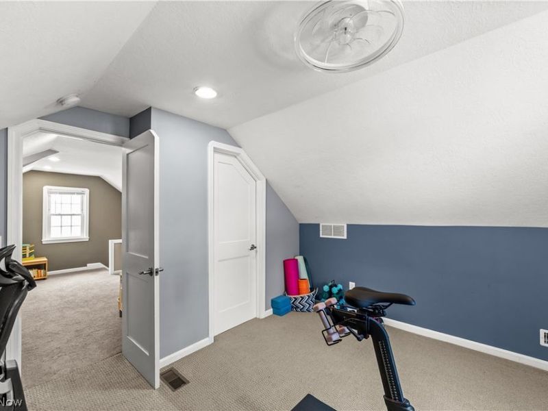 4312 W 211th Street, Fairview Park, OH 44126 Photo 26