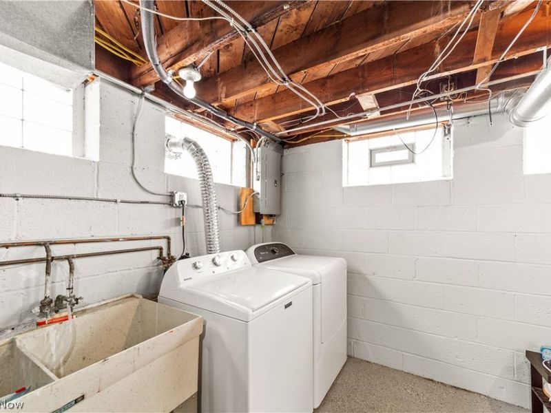 4312 W 211th Street, Fairview Park, OH 44126 Photo 30