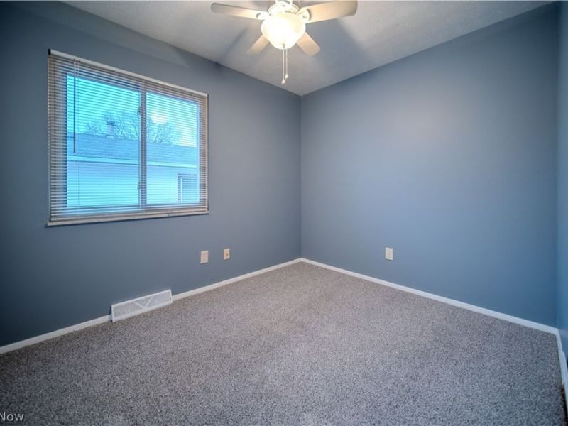 818 Jean Avenue, Akron, OH 44310 Photo 11