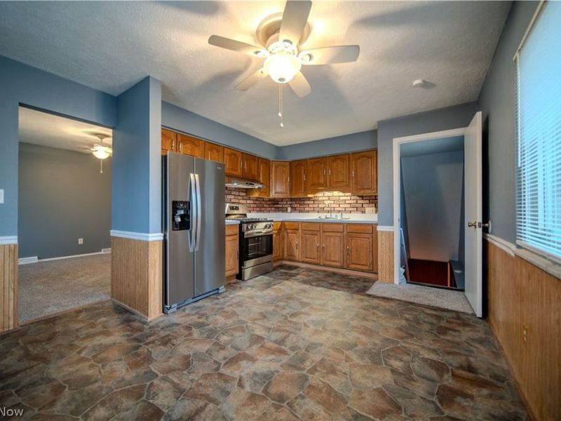 818 Jean Avenue, Akron, OH 44310 Photo 6