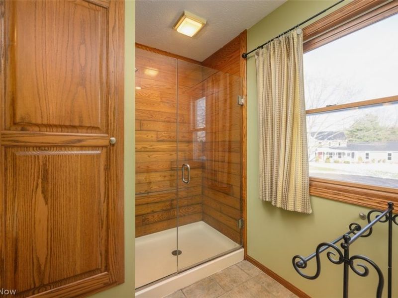 2479 Swathmore Circle NW, North Canton, OH 44720 Photo 16