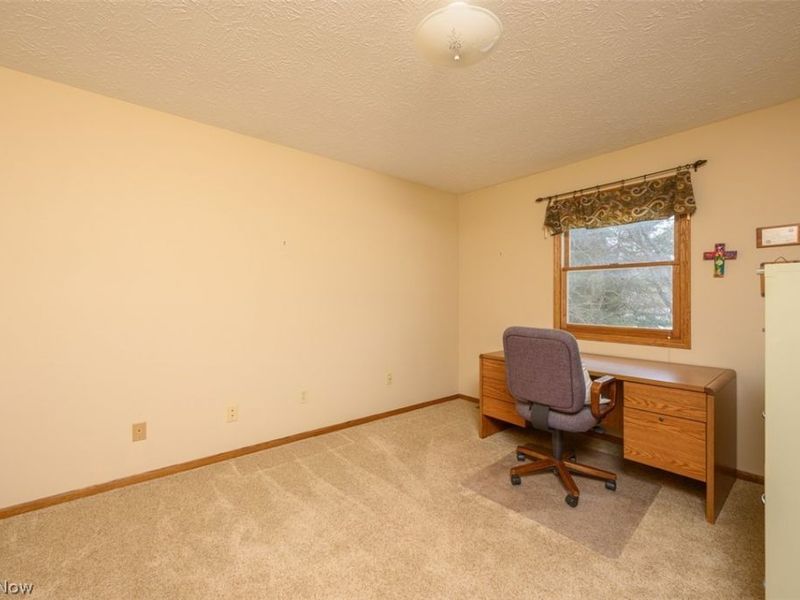 2479 Swathmore Circle NW, North Canton, OH 44720 Photo 18