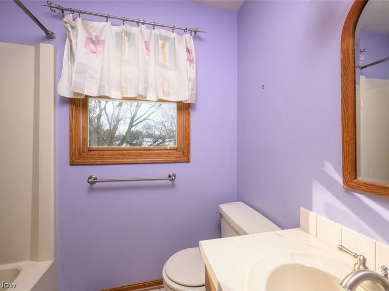 2479 Swathmore Circle NW, North Canton, OH 44720 Photo 24