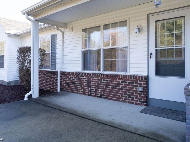 9215 Hickory Ridge Drive, Streetsboro, OH 44241 Photo 4