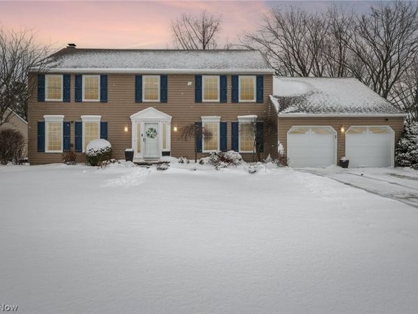 17163 Golden Star Drive, Strongsville, OH 44136