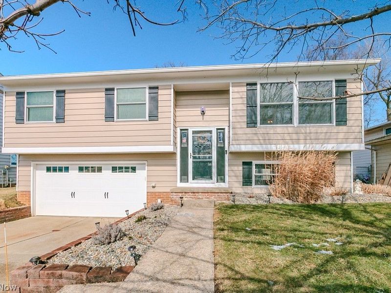 36587 Spindrift Drive, Eastlake, OH 44095 Photo 1