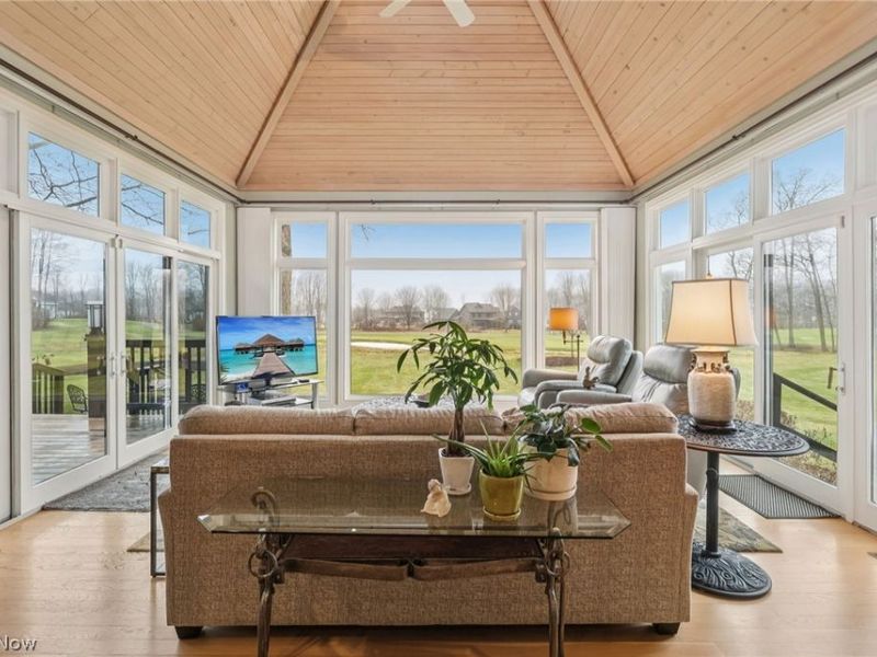 363 Glengarry Drive, Aurora, OH 44202 Photo 14