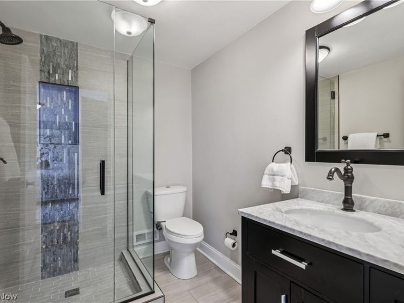 21276 Claythorne Road, Shaker Heights, OH 44122 Photo 29