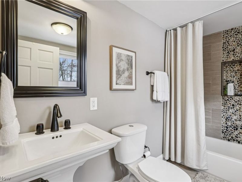 21276 Claythorne Road, Shaker Heights, OH 44122 Photo 31