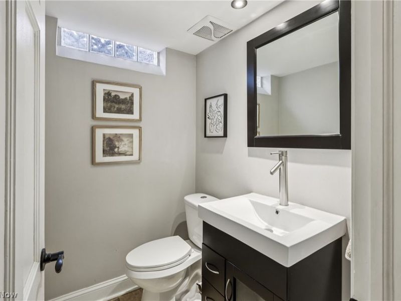 21276 Claythorne Road, Shaker Heights, OH 44122 Photo 39