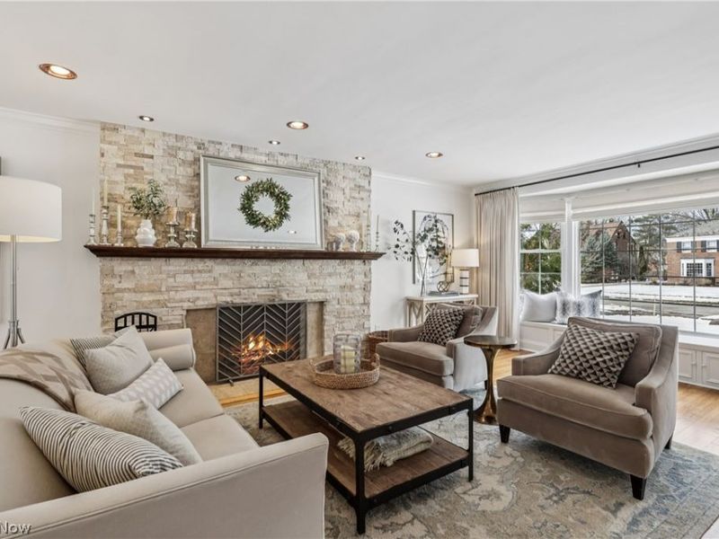 21276 Claythorne Road, Shaker Heights, OH 44122 Photo 4