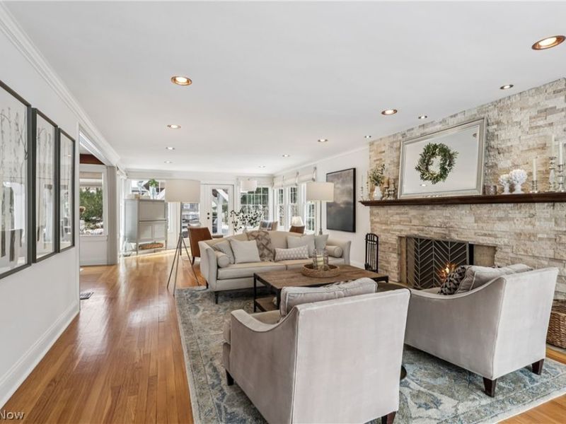 21276 Claythorne Road, Shaker Heights, OH 44122 Photo 5