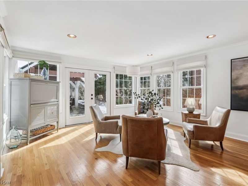 21276 Claythorne Road, Shaker Heights, OH 44122 Photo 6