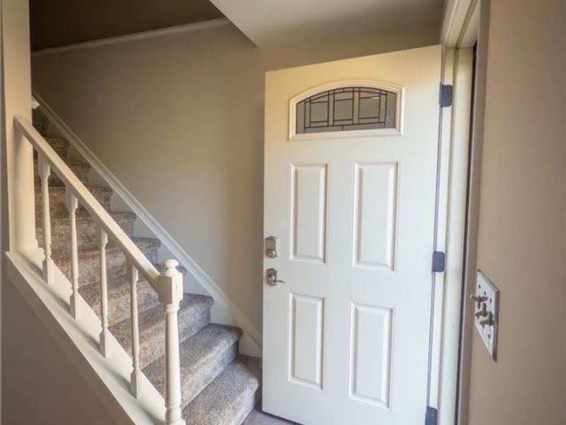 970 Hampton Ridge Drive, Akron, OH 44313 Photo 3