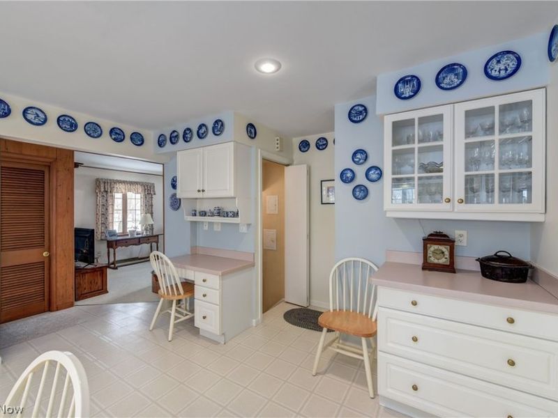 29500 Osborn Road, Bay Village, OH 44140 Photo 13