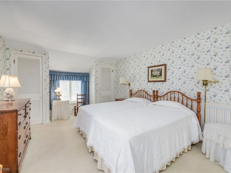 29500 Osborn Road, Bay Village, OH 44140 Photo 19