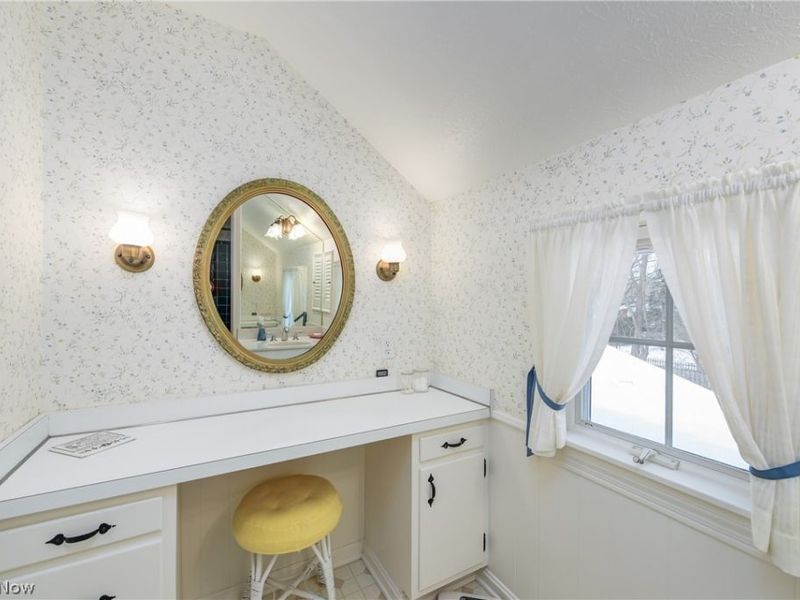 29500 Osborn Road, Bay Village, OH 44140 Photo 22