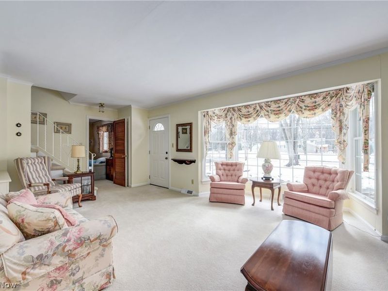 29500 Osborn Road, Bay Village, OH 44140 Photo 4