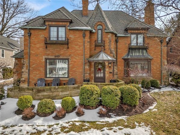 339 Northcliff Drive, Rocky River, OH 44116