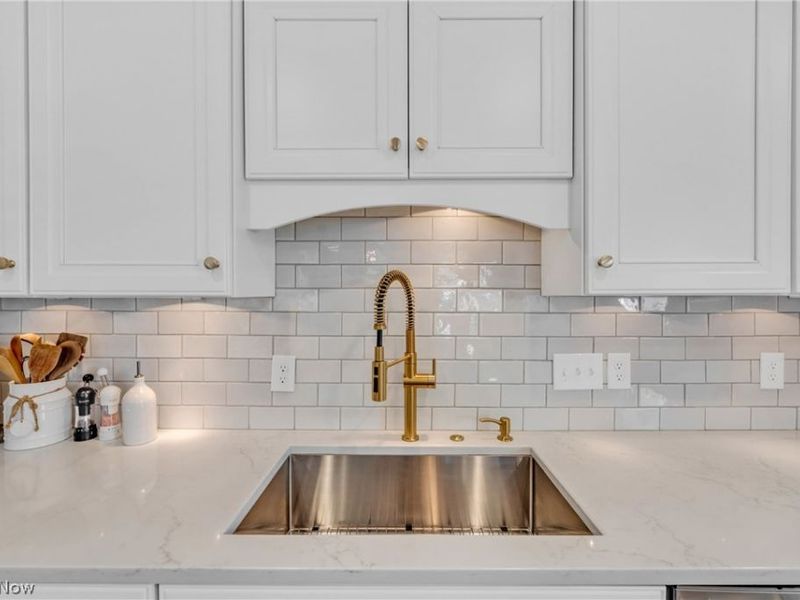 339 Northcliff Drive, Rocky River, OH 44116 Photo 16