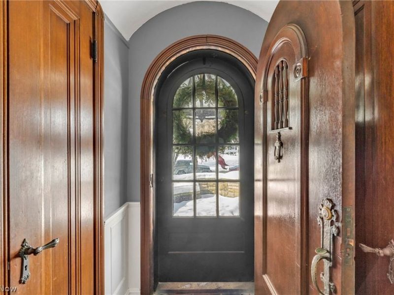 339 Northcliff Drive, Rocky River, OH 44116 Photo 3