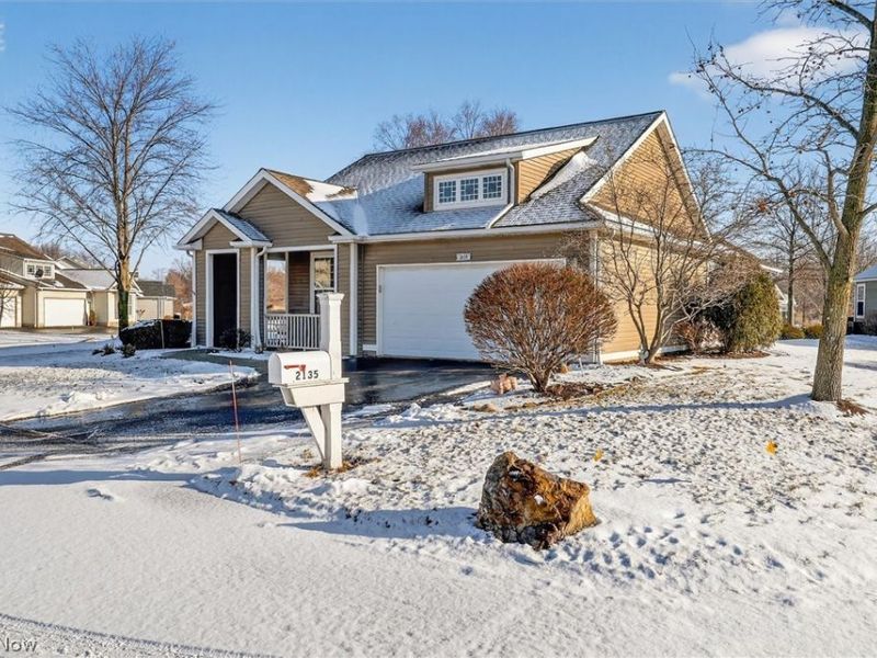 2135 Charles Court, Avon, OH 44011 Photo 3