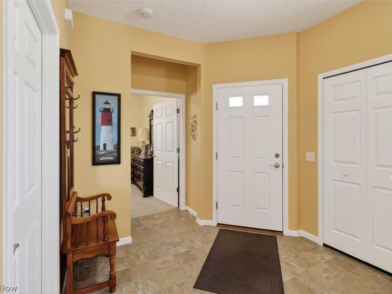 2135 Charles Court, Avon, OH 44011 Photo 6