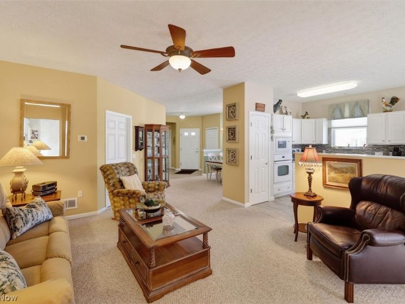 2135 Charles Court, Avon, OH 44011 Photo 7