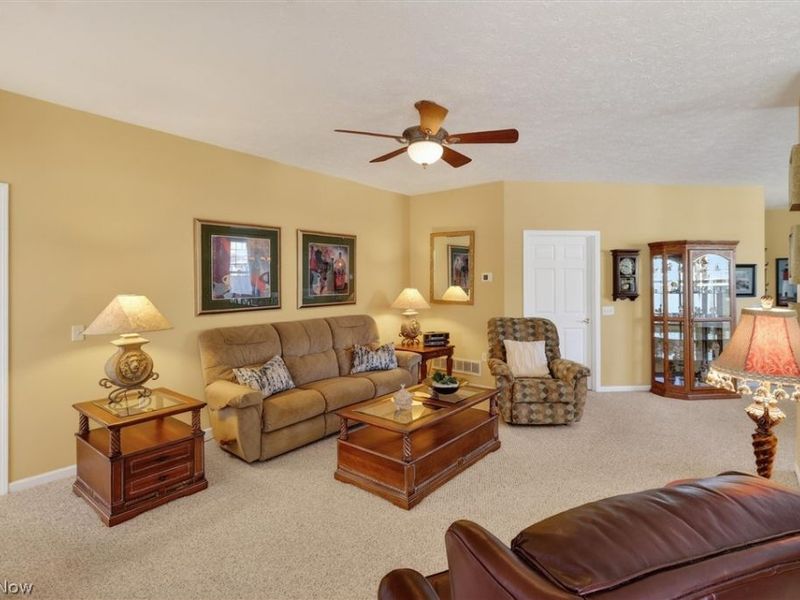 2135 Charles Court, Avon, OH 44011 Photo 9