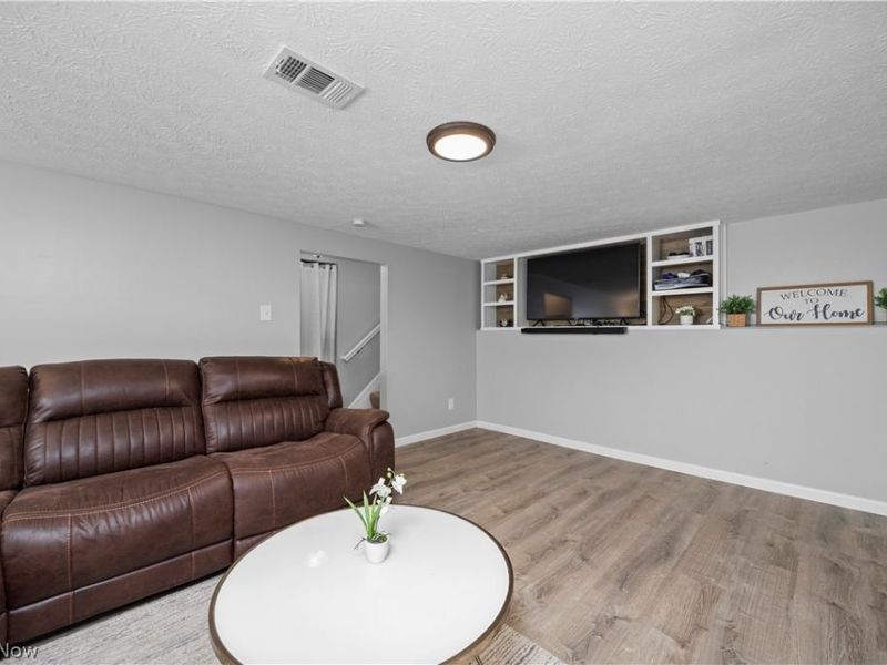 24856 Chase Drive, North Olmsted, OH 44070 Photo 21