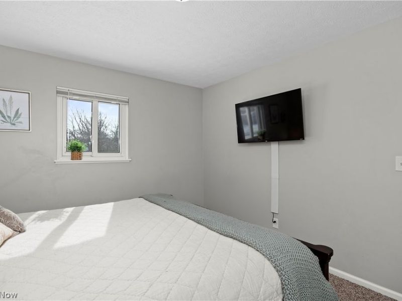 24856 Chase Drive, North Olmsted, OH 44070 Photo 25