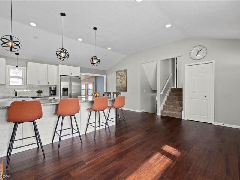 24856 Chase Drive, North Olmsted, OH 44070 Photo 5