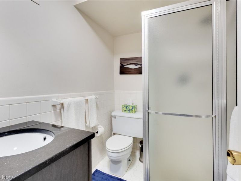 255 N Portage Path, Unit 108, Akron, OH 44303 Photo 16