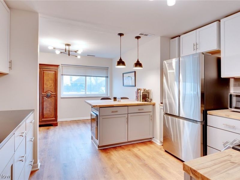 255 N Portage Path, Unit 108, Akron, OH 44303 Photo 5