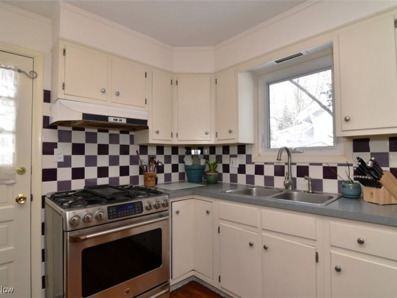 1514 Rydalmount Road, Cleveland, OH 44118 Photo 17